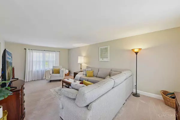 Green Twp, OH 45247,4252 Runningfawn Dr