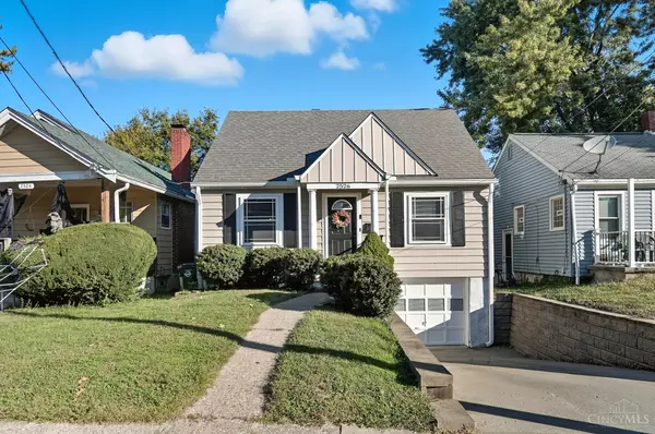 2526 Bremont Ave, Cincinnati, OH 45237