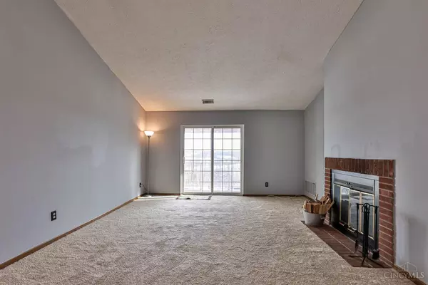 Green Twp, OH 45248,5936 Harrison Ave #21