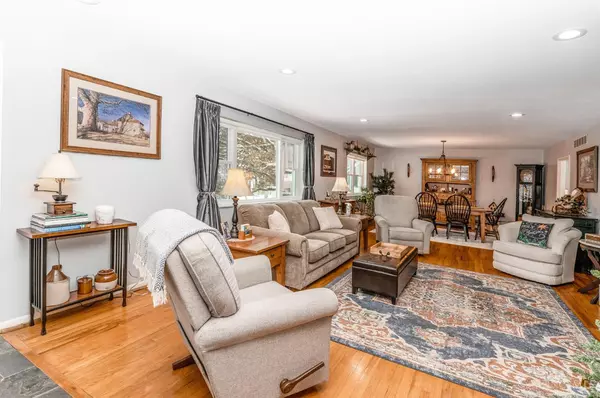 Anderson Twp, OH 45230,698 Cedar Knolls Ct