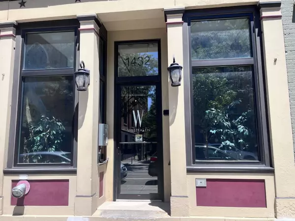 Cincinnati, OH 45202,1432 Race St #102