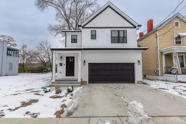 5017 Kenwood Rd, Cincinnati, OH 45227