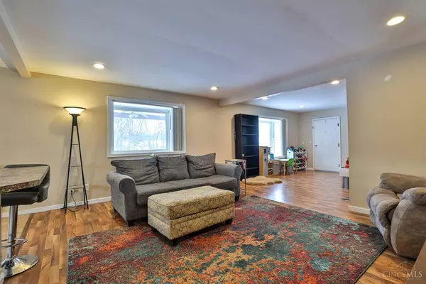 Cincinnati, OH 45251,3287 Icicle Ct