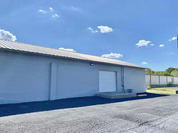 Joplin, MO 64801,5171 N Main Street