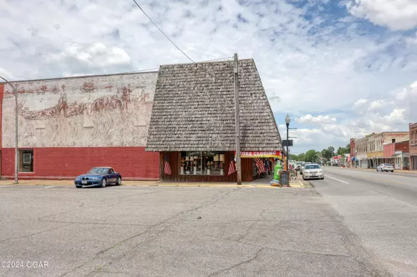 Baxter Springs, KS 66713,1041 Military Avenue