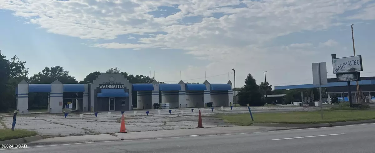 Joplin, MO 64801,5885 N Main Street