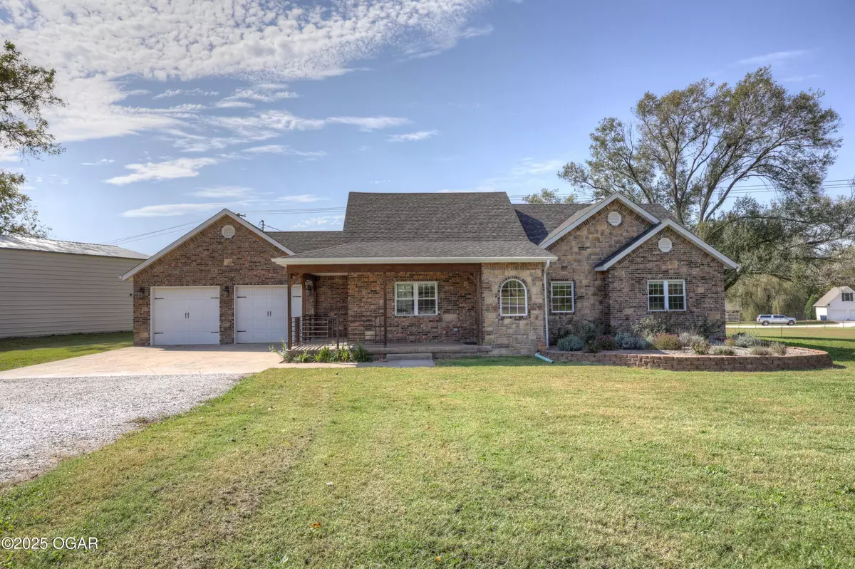 Webb City, MO 64870,8991 County Road 220