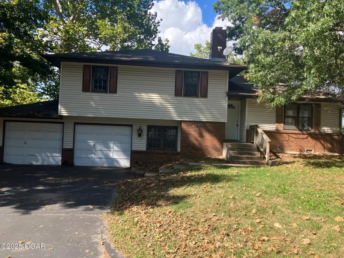 Monett, MO 65708,702 Crestview Drive