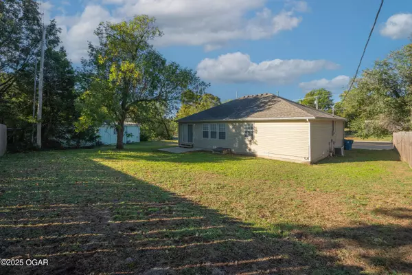 Joplin, MO 64804,2411 S Schifferdecker Avenue