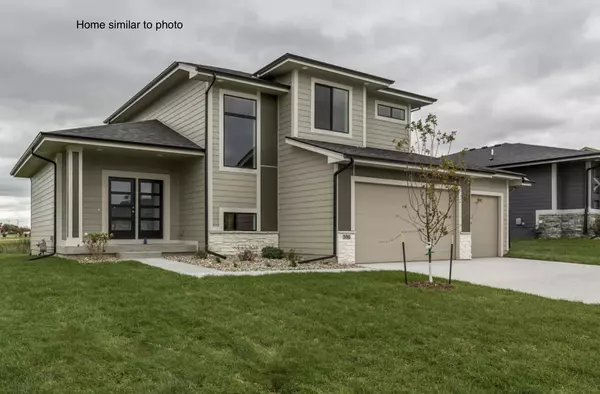 237 Cedar DR, Gilbert, IA 50105