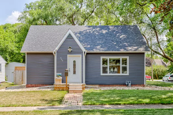 908 Lafayette AVE, Story City, IA 50248