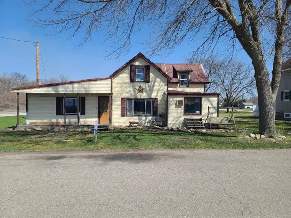 206 N Illinois ST, Hubbard, IA 50122