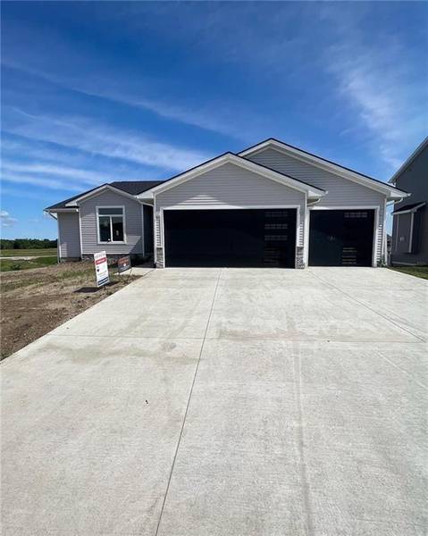 548 Westwood DR, Huxley, IA 50124