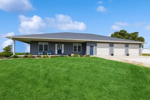 2083 Quinn AVE, Blairsburg, IA 50034