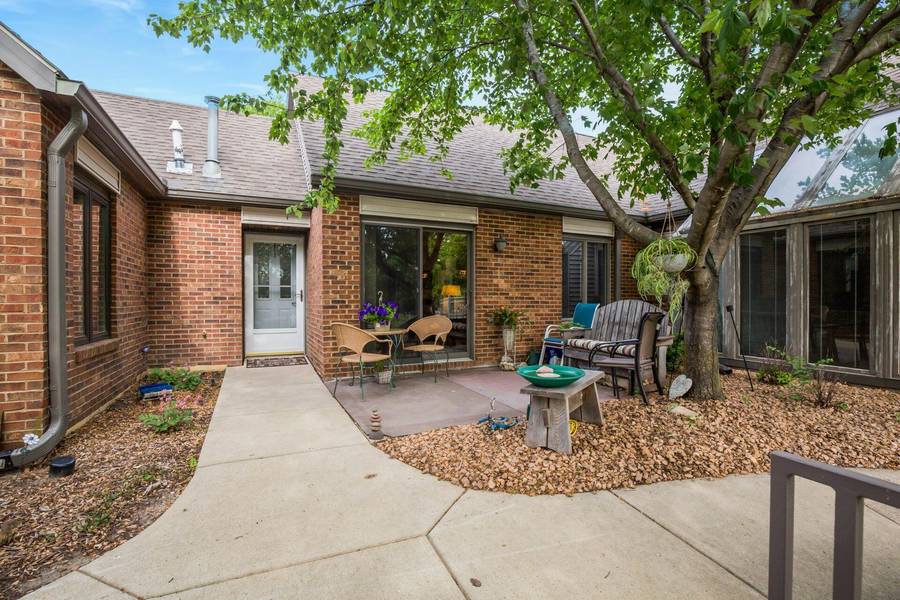 2344 Hilton CT, Ames, IA 50014