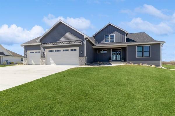 50061 Prairie Point CT, Ames, IA 50014