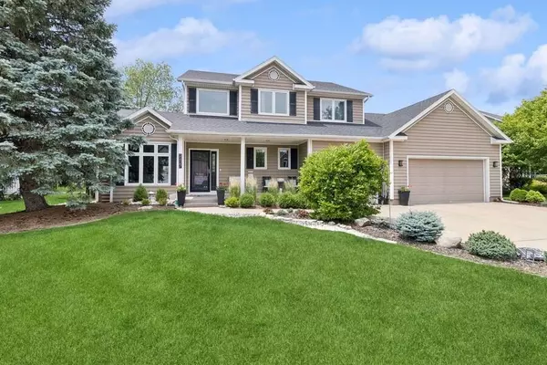 2427 Ridgetop CIR, Ames, IA 50014