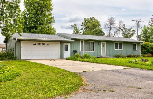 375 N 7th ST,  Mccallsburg,  IA 50154