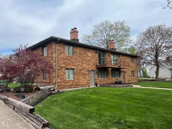 Ames, IA 50014,1307 Florida