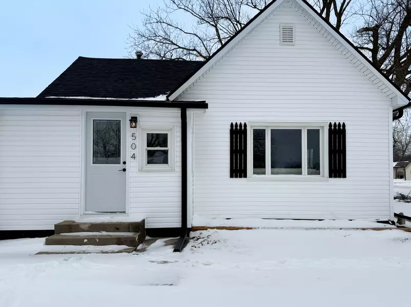 504 S Gaines ST, Stuart, IA 50250