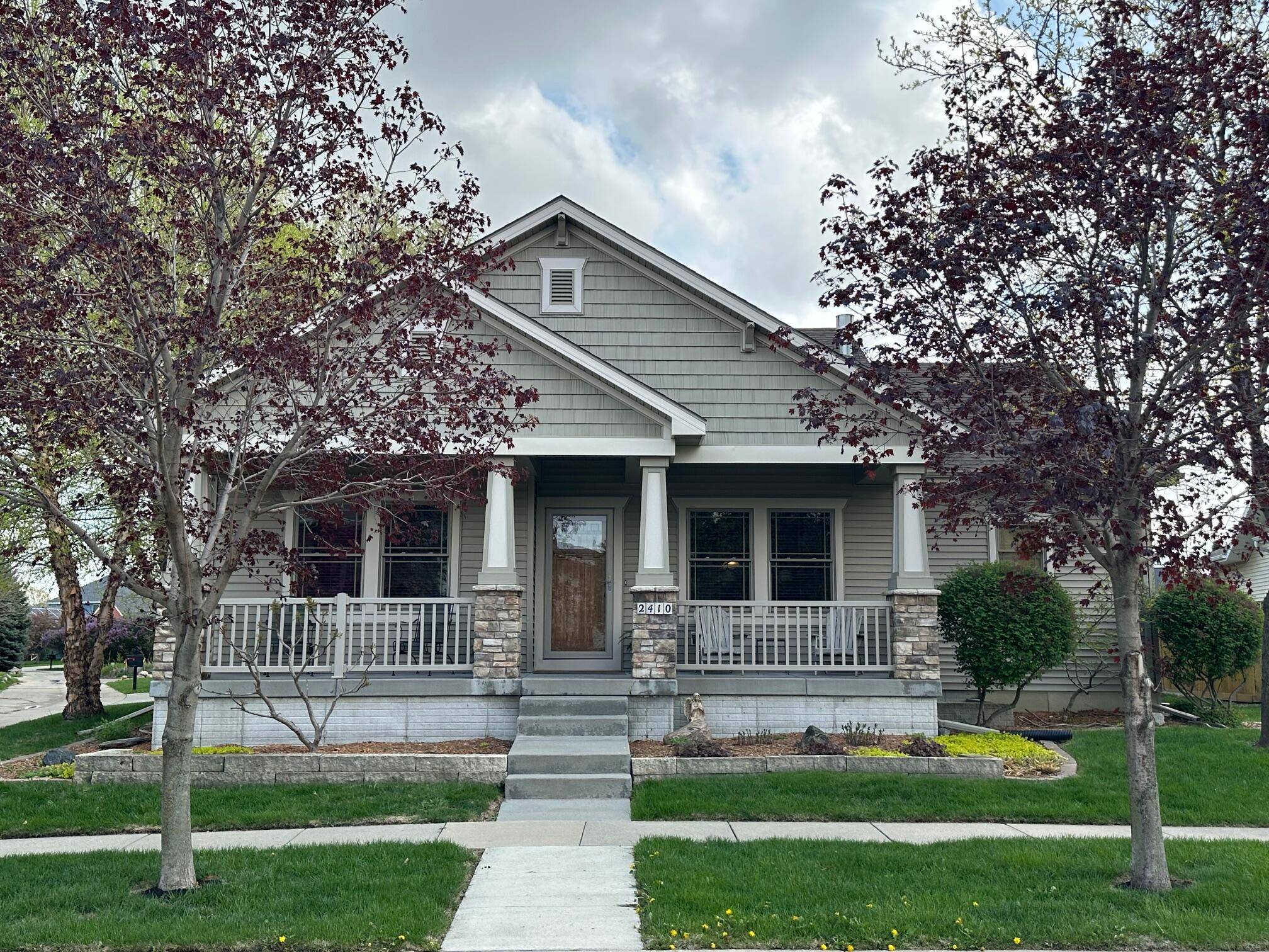 2410 Bristol DR, Ames, IA 50010