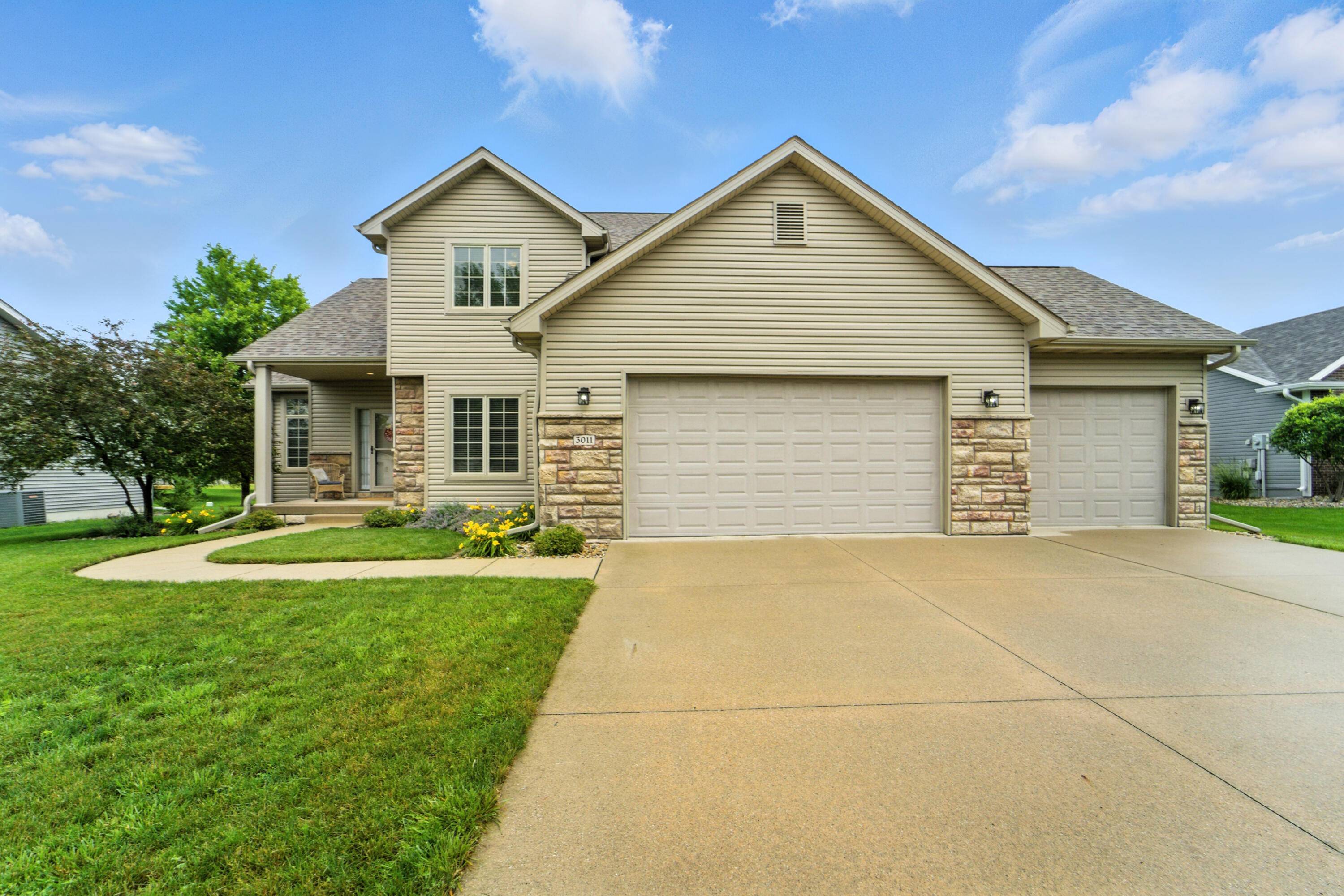3011 Harrison RD, Ames, IA 50010