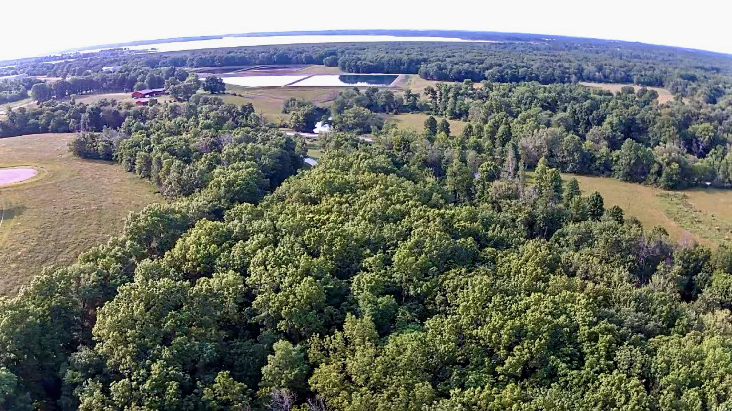 16280 213th AVE, Centerville, IA 52544