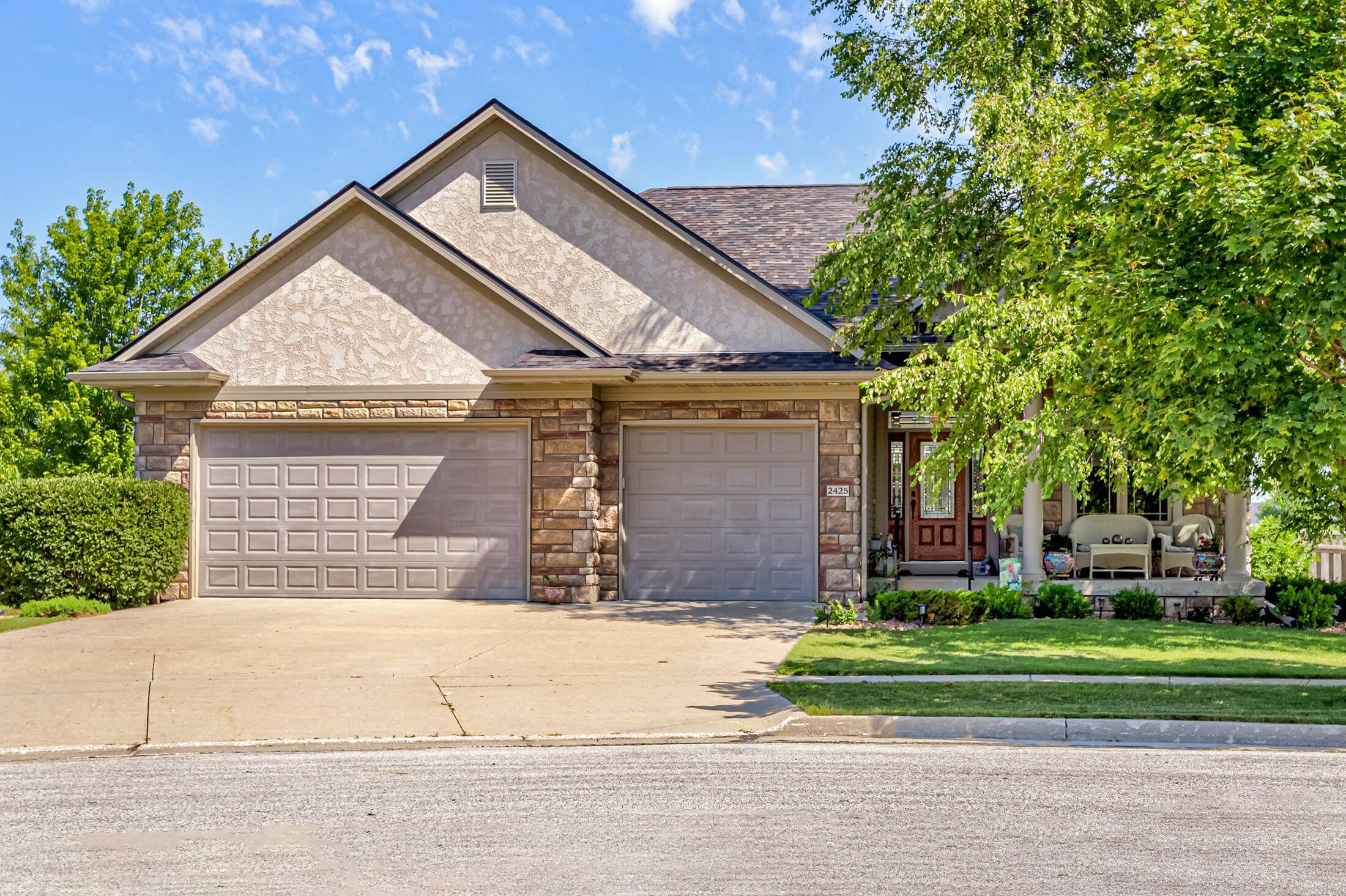2425 Dalton CIR, Ames, IA 50010