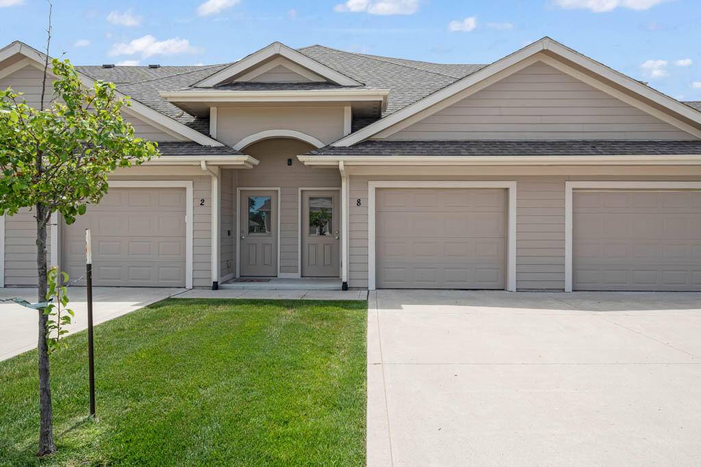 2503 NE Oak DR #8, Ankeny, IA 50021