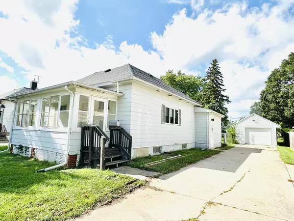 1621 Mamie Eisenhower AVE, Boone, IA 50036