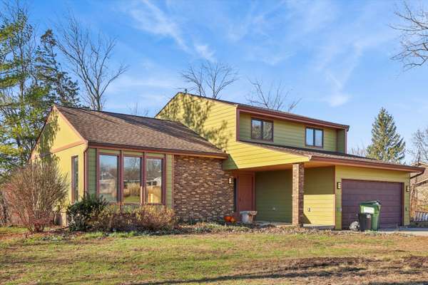 5301 Valley RD, Ames, IA 50014