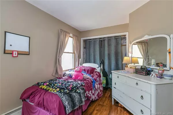 10 North Shore Road Killingly, CT 06241