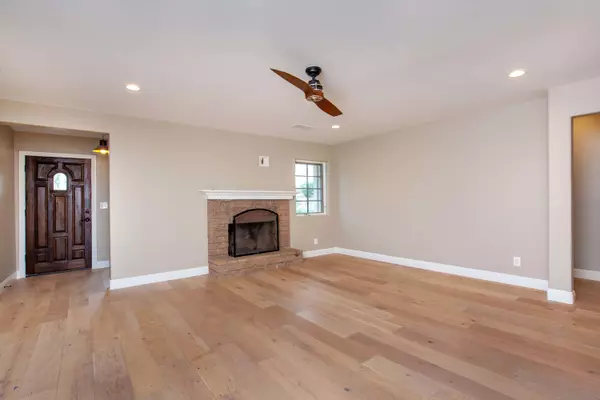 Lake Hughes, CA 93532,47383 Old Ridge Route RD