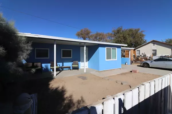 Rosamond, CA 93560,1928 Locust ST