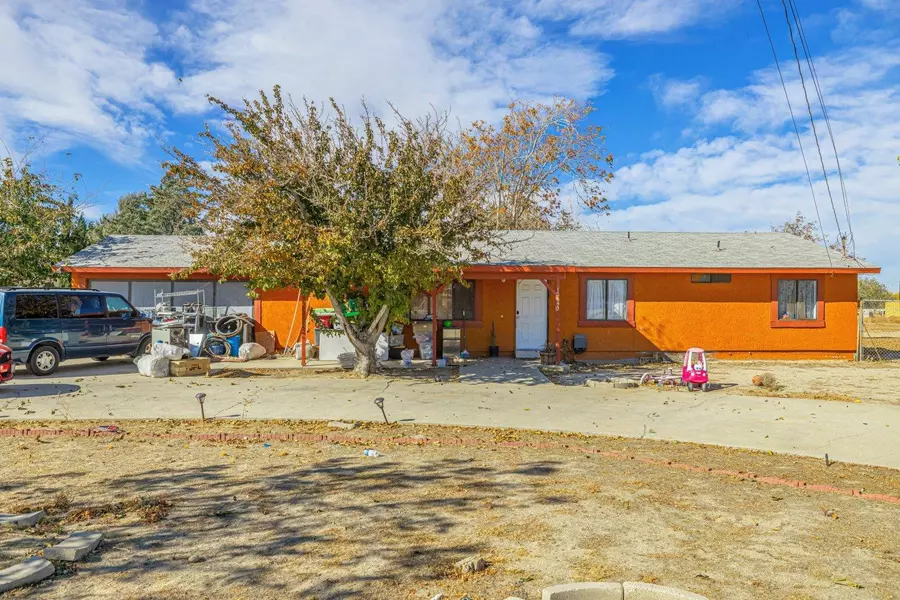 10853 E Avenue R14, Littlerock, CA 93543