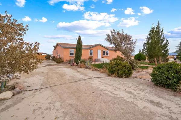 Rosamond, CA 93560,1268 W 100th ST