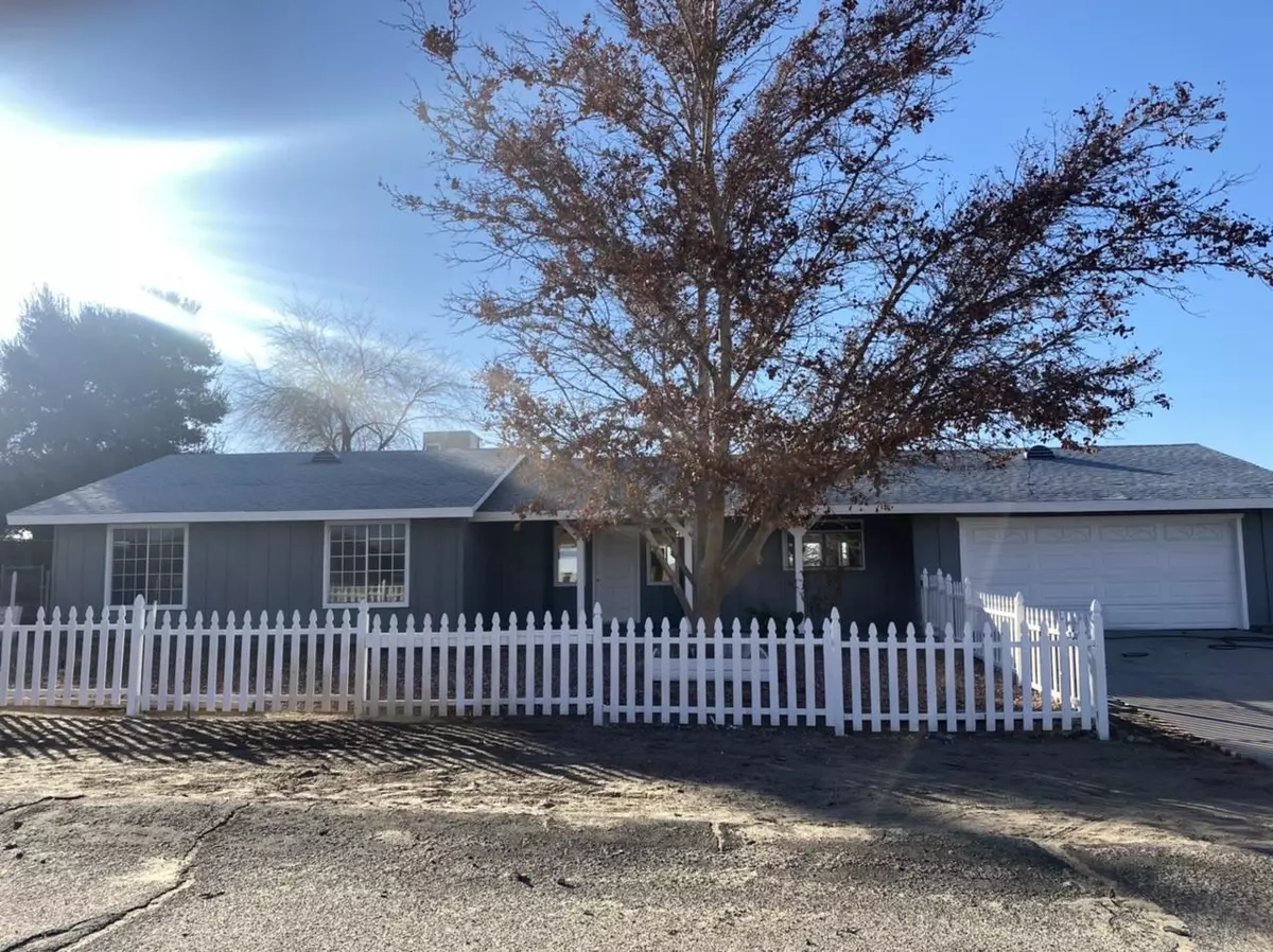 Lake Los Angeles, CA 93535,40535 E 154th ST