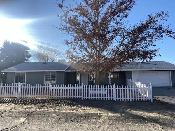 40535 E 154th ST, Lake Los Angeles, CA 93535