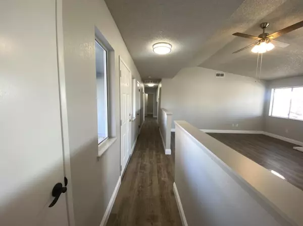 Lake Los Angeles, CA 93535,40535 E 154th ST