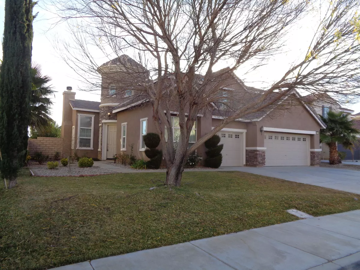 Palmdale, CA 93551,39306 Desert Lilly CT