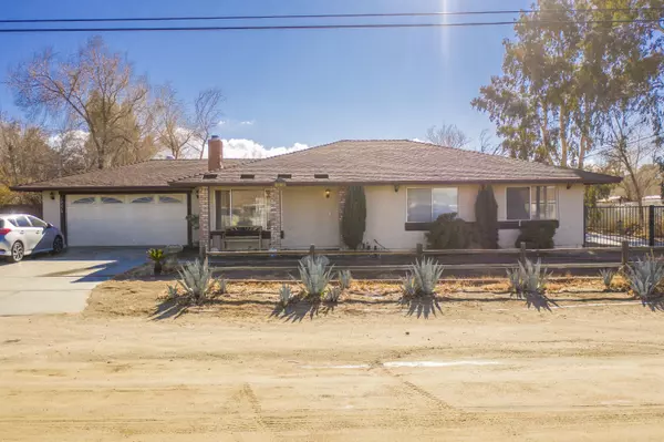 10018 E S2, Littlerock, CA 93543