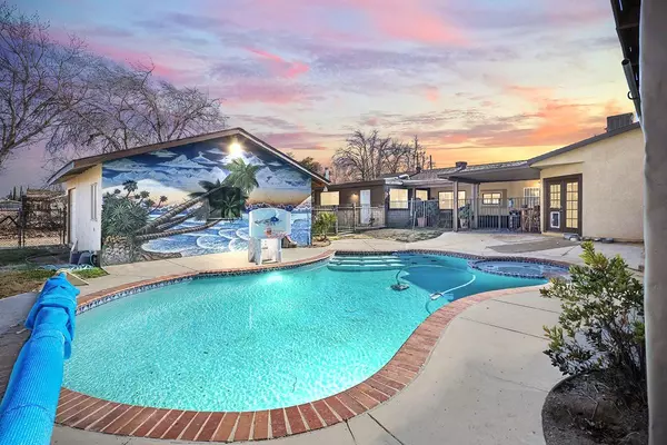 Quartz Hill, CA 93536,5305 Columbia WAY