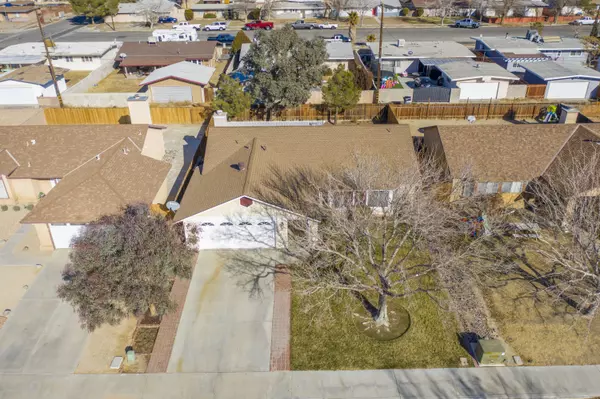 Rosamond, CA 93560,2051 Matthew AVE