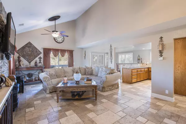 Lake Hughes, CA 93532,14549 Sandrock DR