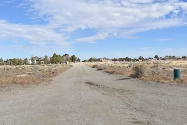 Rosamond, CA 93560,7700 Cypress AVE