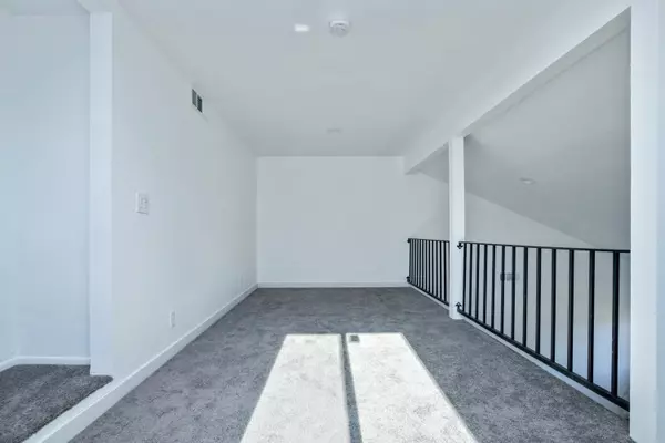 Lake Hughes, CA 93532,15023 Sandy Ridge RD