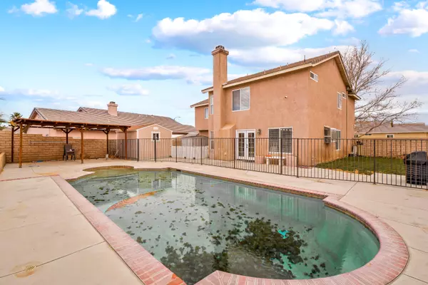 Rosamond, CA 93560,2232 Greenhill ST