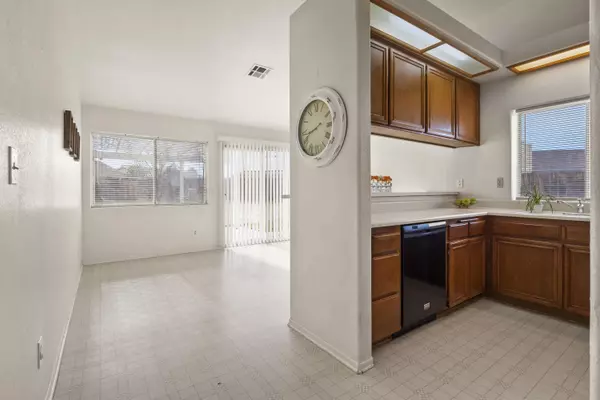 Rosamond, CA 93560,3112 Echo DR