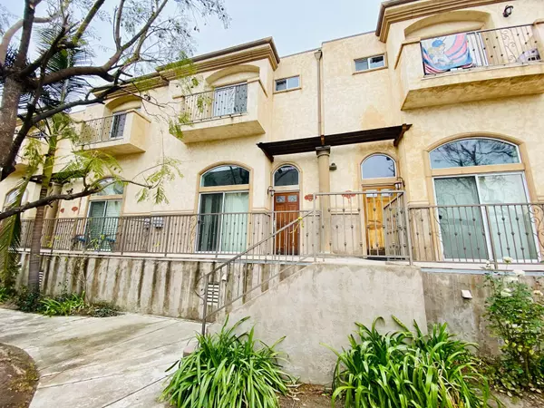 8844 Darby AVE, Northridge, CA 91325