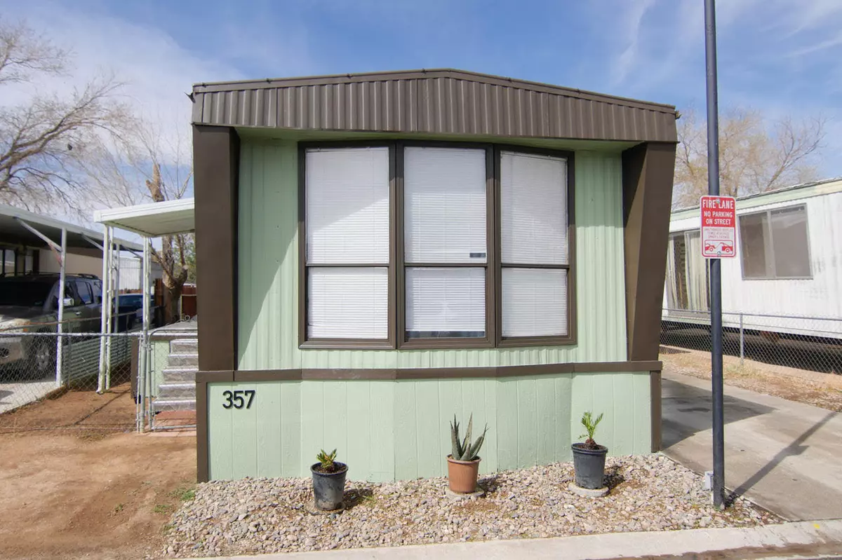 Rosamond, CA 93560,3300 W 15th St W ST #357